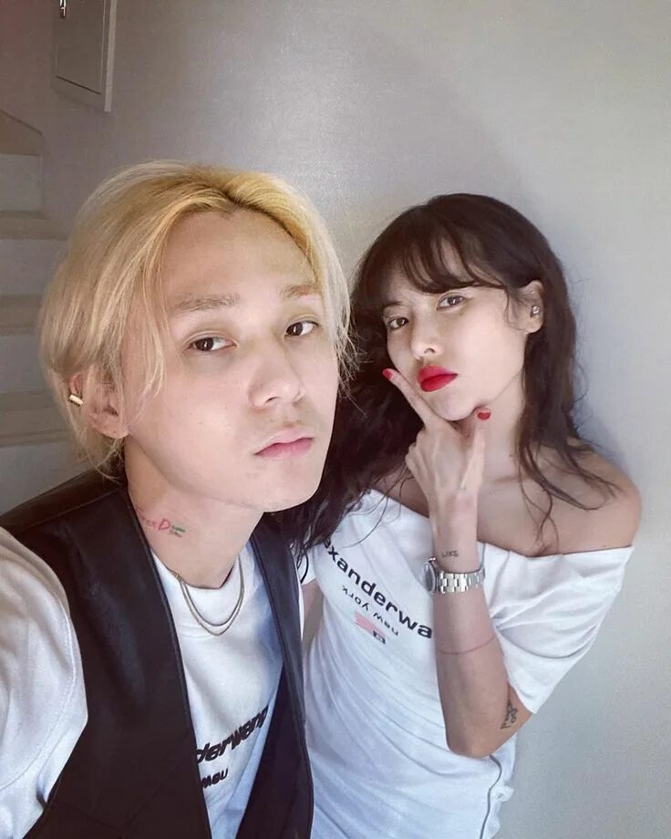 Хена рассталась. Хёна и Идон. HYUNA and hyojong.