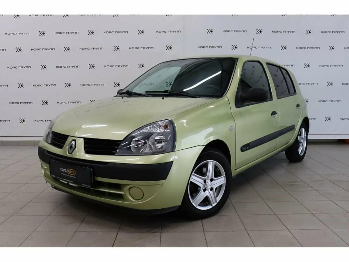 Рено клио 2. Renault clio 2 рестайлинг. Рено клио 2 2004. Renault klio 2004 год. Renault clio 2004.