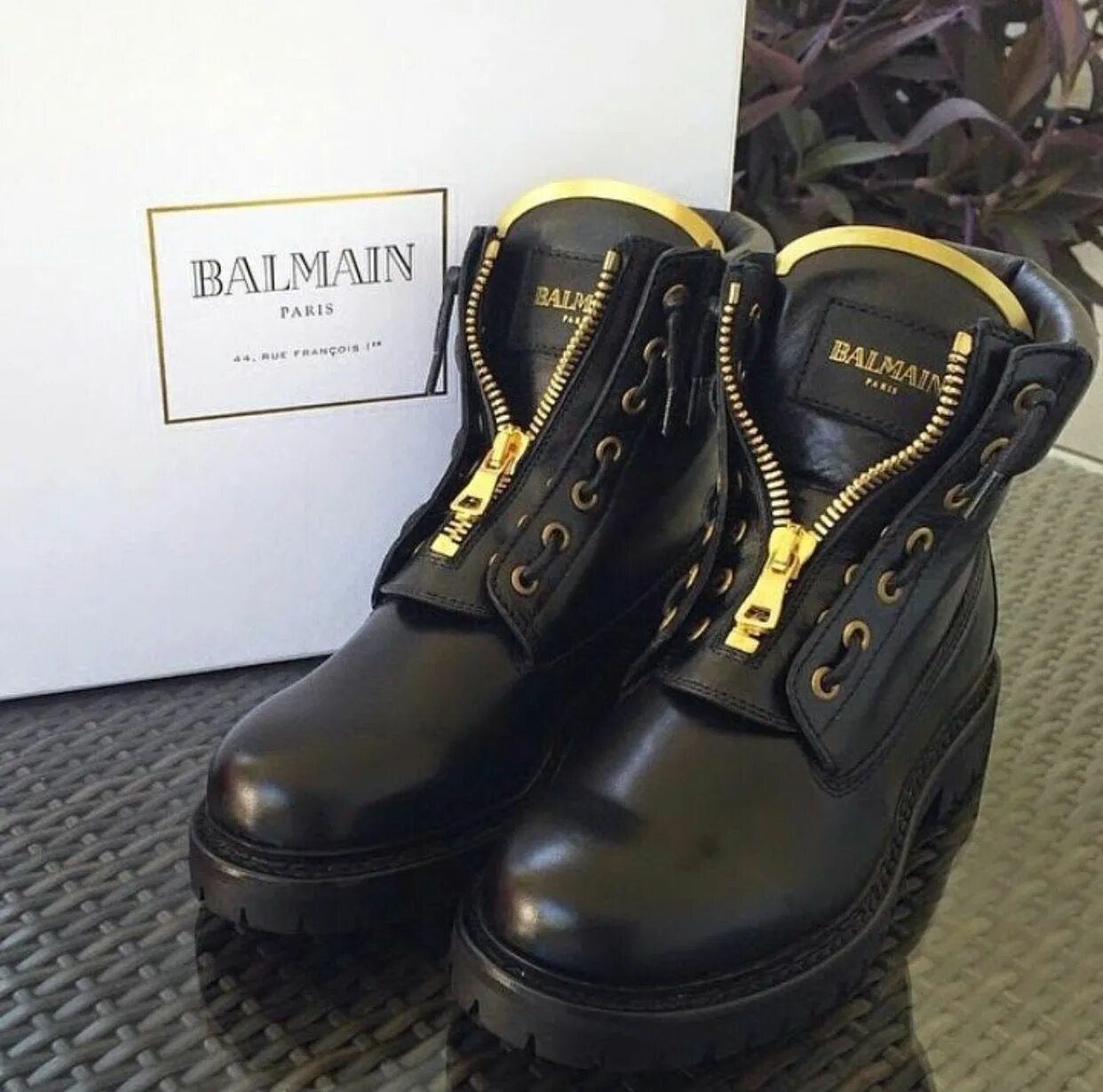 Балмани. Balmain Paris обувь. Balmain ботинки мужские. Ботинки Balmain женские. Balmain Paris ботинки женские.