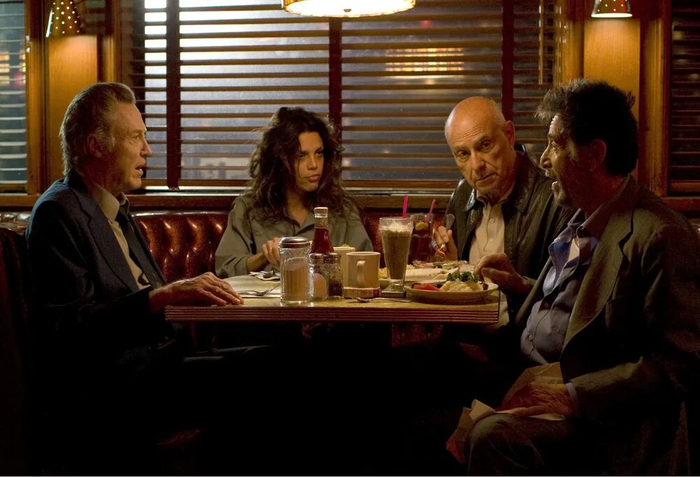 Молодой человек постер. Walken логотип. Кристофер уокен и аль пачино. The stand-up guy. The stand-up guy.