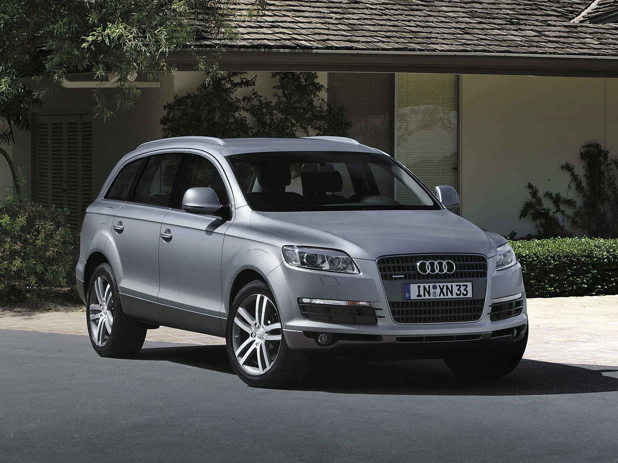 Audi q7 v12 tdi. 2. Audi q7 v12. B 1 2 7 q 7. Audi джип q7.