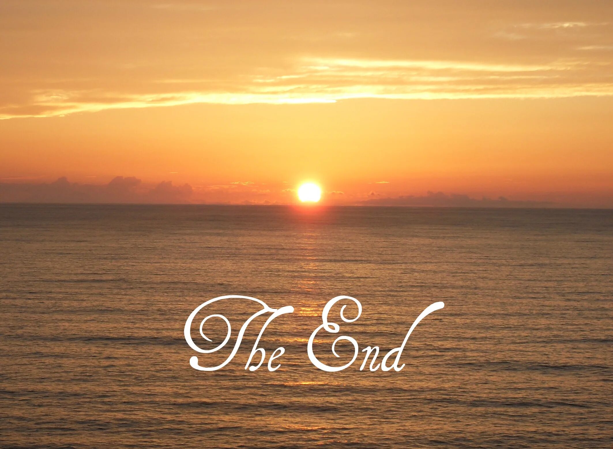 Картинка the end. Красивый конец. Конец на фоне моря. The end надпись. The end картинка.