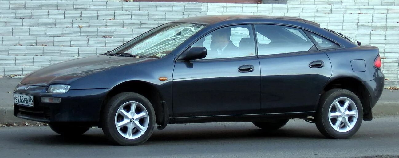 Мазда 323 f хэтчбек. Mazda 323 хэтчбек. mazda 323f ba. мазда 323 купе.