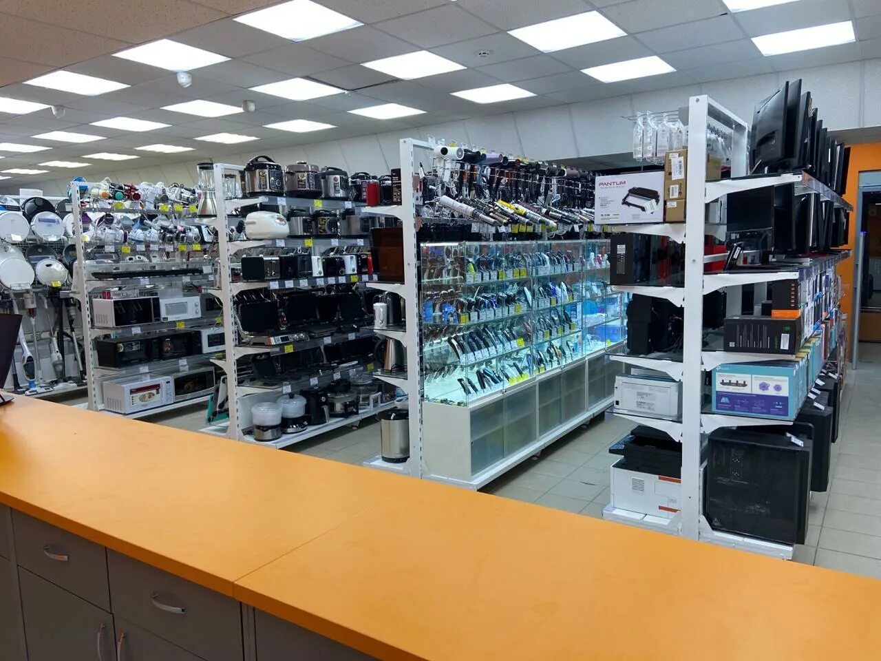 магазин в полюсе архангельск плита. архипенный ассортимент. архипенный архангельск. архипенный. магазин полюс архангельск 2000 год.