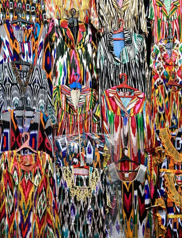 Хана атлас. Атлас узбекский икат. Хан атлас фото. Хан атлас вектор. Хан.