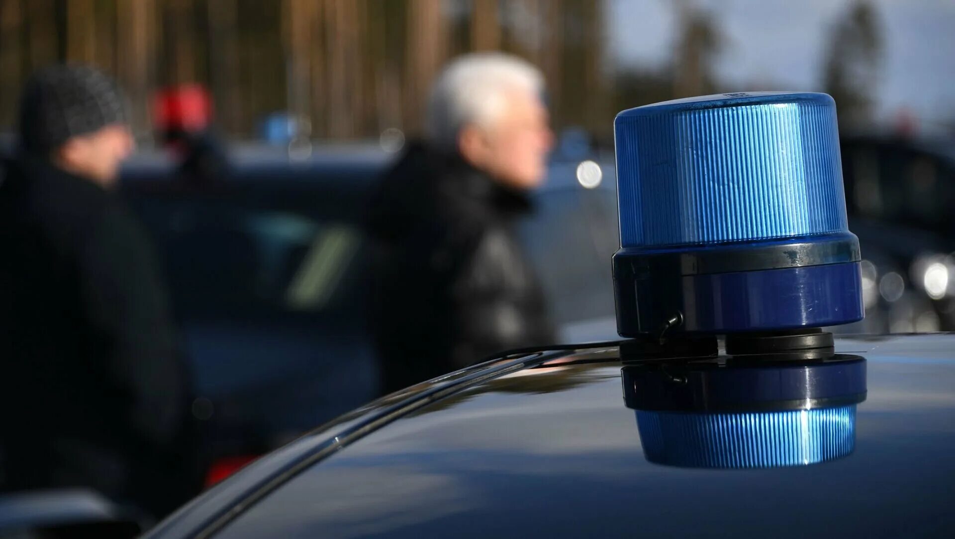 Мигалка comet blue. Как получить мигалку. T2 антенна мигалка. Freightliner 2004 проблесковые маячки. Синий колпак мигалки спецсигналов 0011504 спектр.