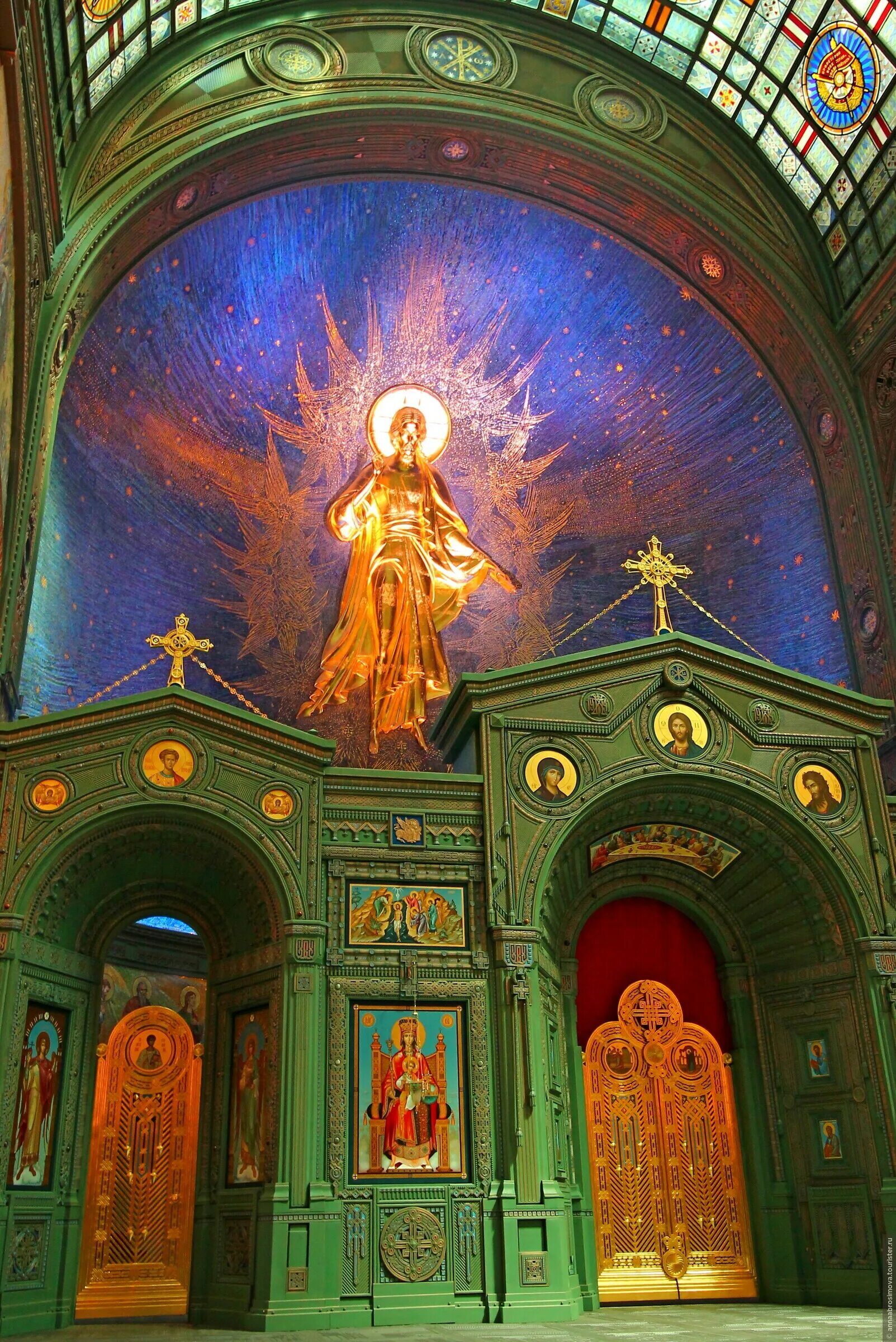 храм вооружённых сил иисус христос. складень воскресения христова в храме вооруженных сил. христос в главном храме вооружённых сил. храм вооруженных сил рф иисус христос. храм вооруженных сил христос.