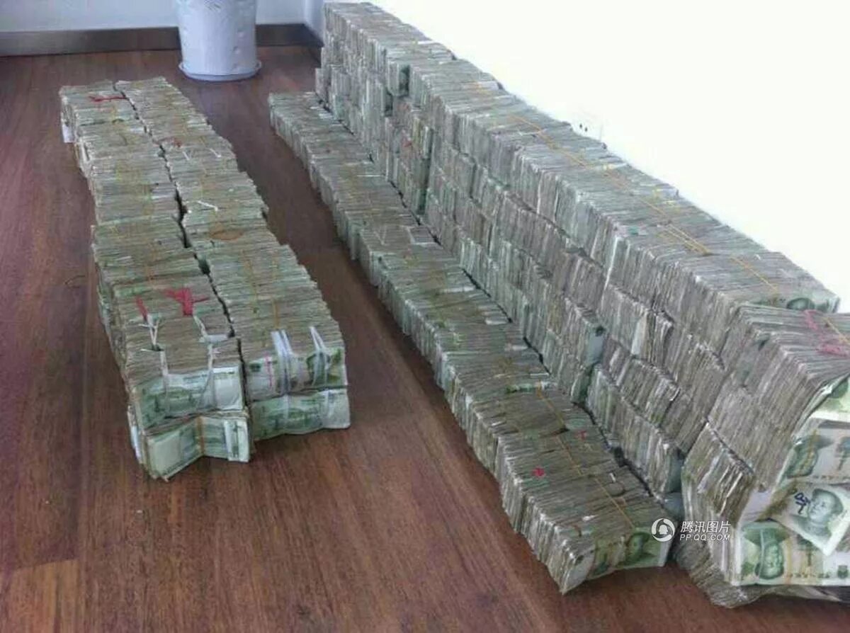 35 000 долларов в рублях. Паллета с деньгами. поддон денег. паллет долларов. поддоны долларов.