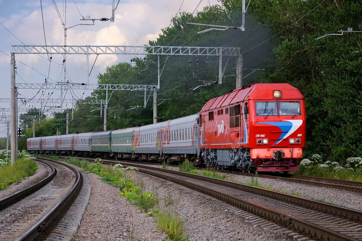 тэп70бс псков. жд станция псков пассажирский. ласточка псков. поезд псков санкт-петербург. ласточка спб псков.