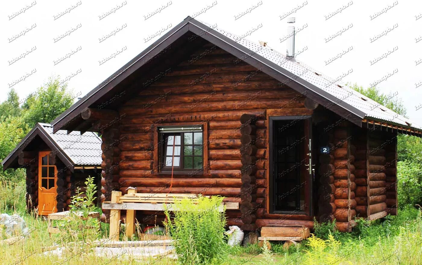 Сруб 6х6 дом из бревна. Сруб 6х6 дом из бревна. Сруб бани 6 на 4. Сруб 6x8 пермский край. Сруб бани 6х6.