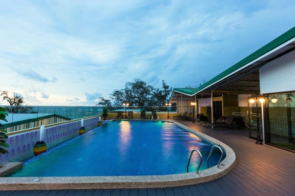 Anda beach side hotel 3*. Анда бичсайд пхукет. Анда бичсайд пхукет. Анда бичсайд пхукет. Отель анда бич карон фото.