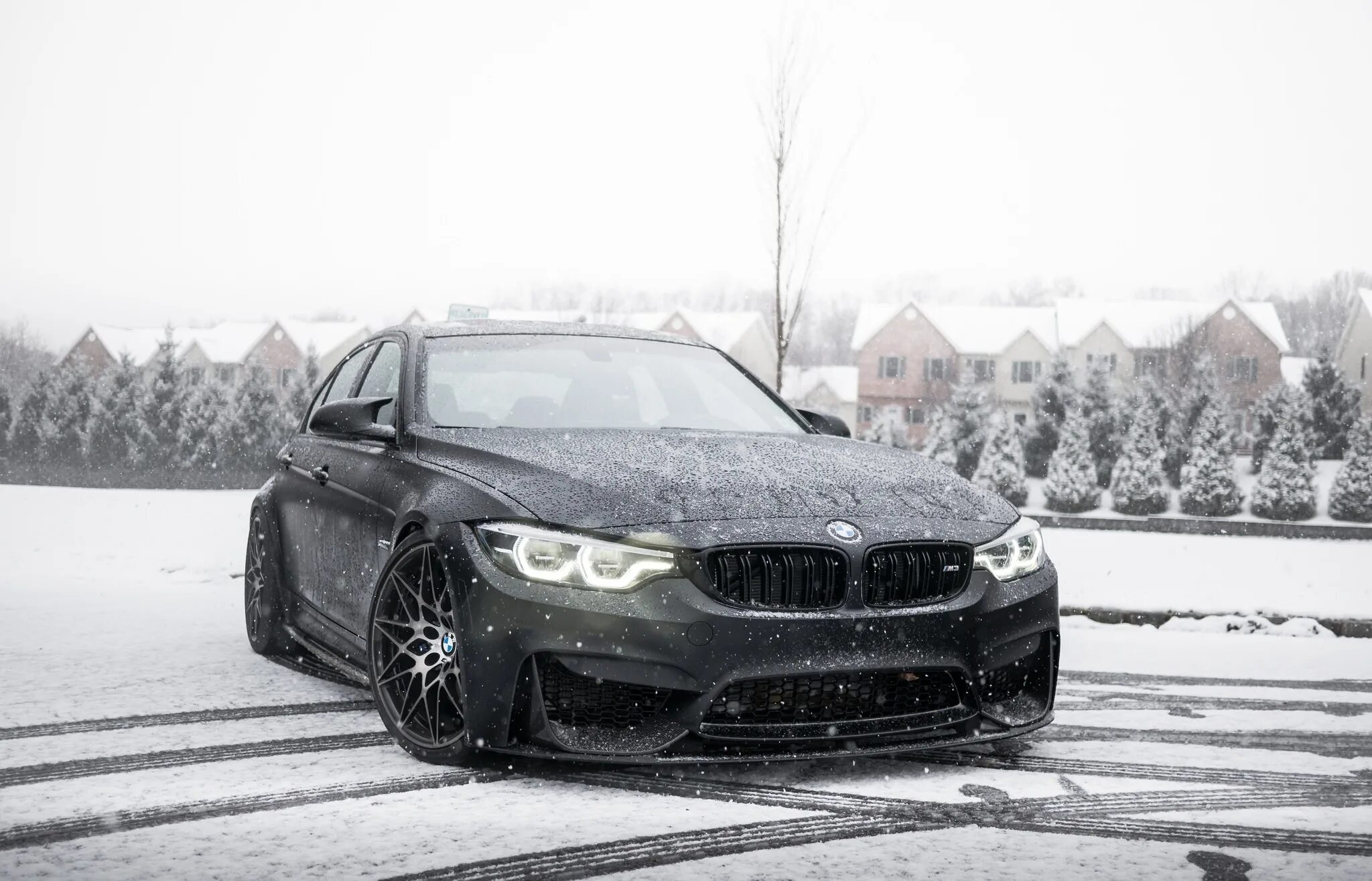 Обои на телефон е60. BMW f80 черная. BMW m3 f80. БМВ м5 ф90 зимой. BMW m5 f90 Winter.