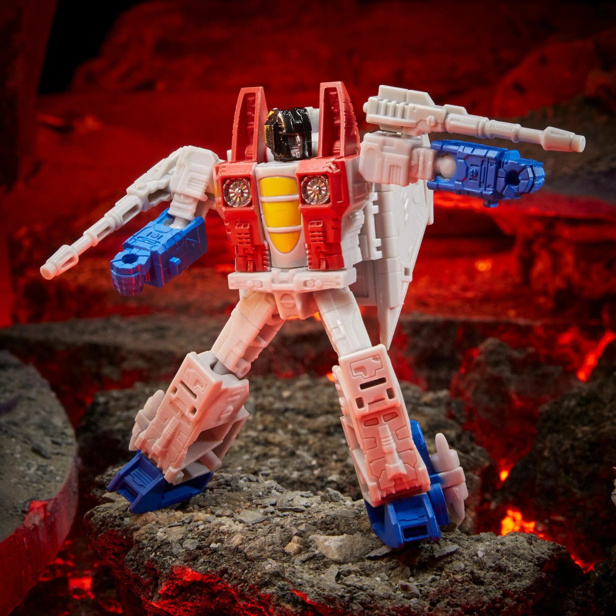 Трансформер Hasbro Starscream. Starscream Transformers Хасбро Hasbro игрушка. Трансформеры Kingdom WFC. Хасбро трансформеры Kingdom.