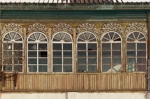 Окон в деревянном здании