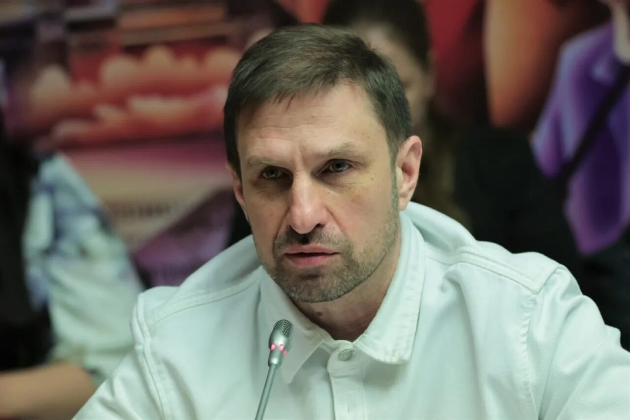 Депутат нижнего новгорода. Законодательное собрание нижегородской области. Лазарев депутат нижний новгород. Кузнецов депутат госдумы справедливая россия. Дмитрий кузнецов депутат.