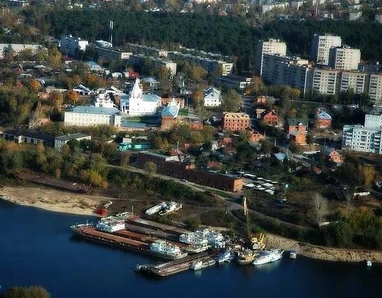 Серпухов Московская область. Памятник Оке Серпухов. Серпухов современный. Порт Серпухов.