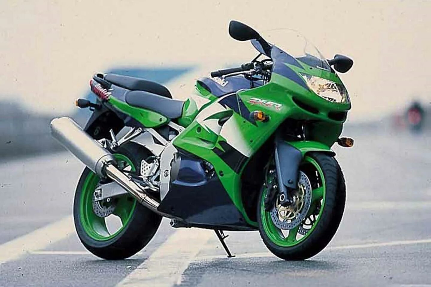 Kawasaki ninja zzr 600 1999 черный. Kawasaki ninja zx9r 1999. Кавасаки 1999. Kawasaki ninja 1100. Кавасаки ниндзя zx7r.