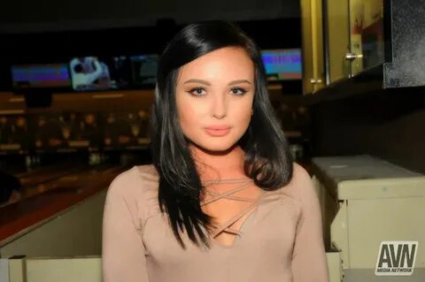 Chloe carter