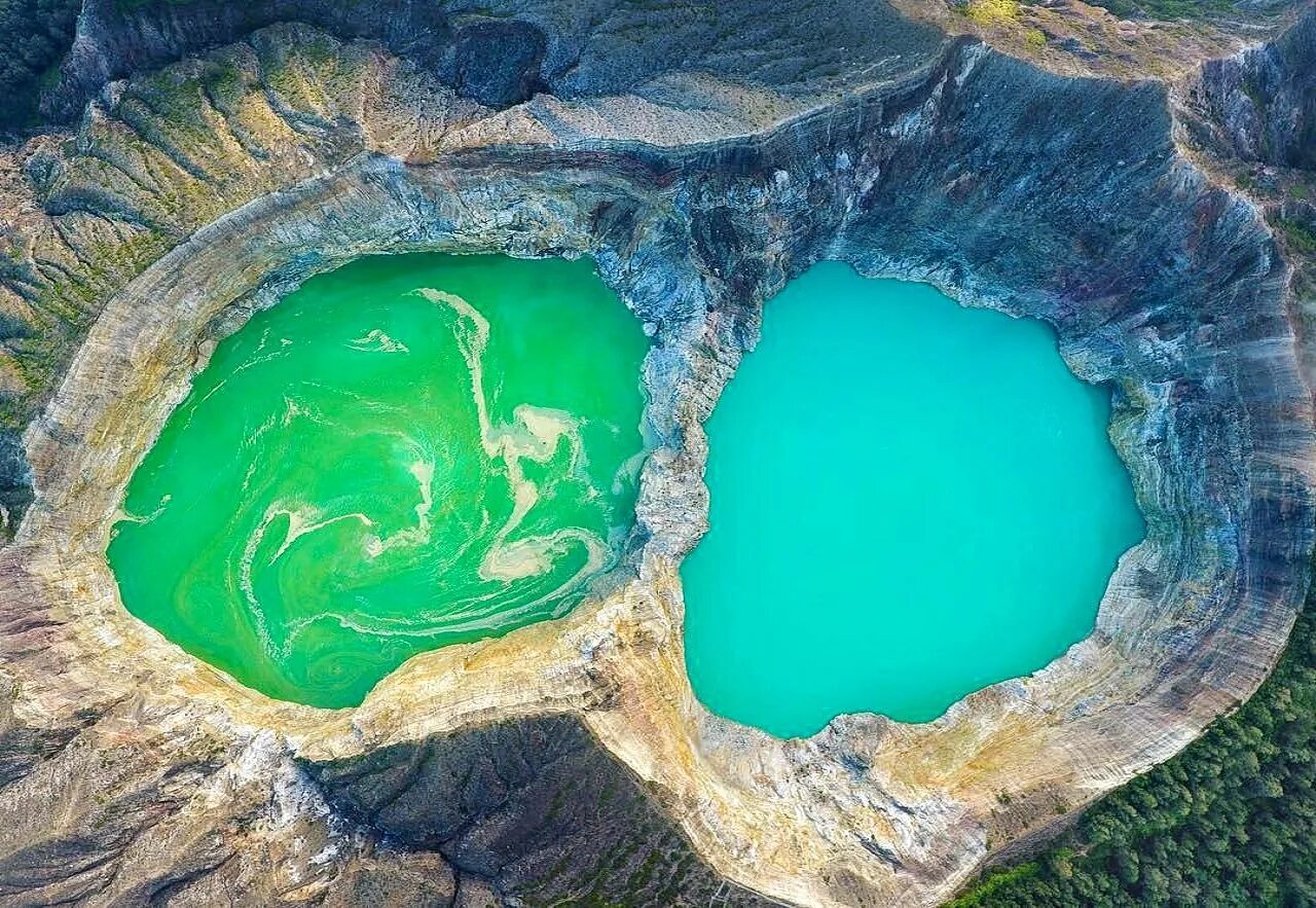 Озеро споттед-лейк (spotted lake), канада. Озеро керид исландия. Пятнистое озеро в канаде. Кратер / crater (2023 сша). Пятнистое озеро клилук.