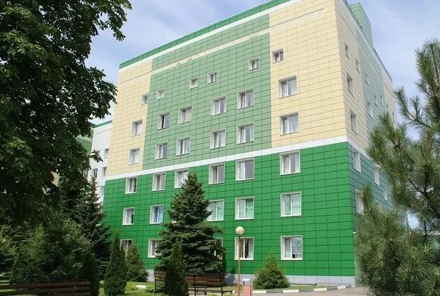 Врачи онкологического диспансера белгород. Онкоцентр белгород областной. Комсомольский проспект старый оскол. Областная онкология белгород. Онкологический диспансер белгород богдана хмельницкого 137.
