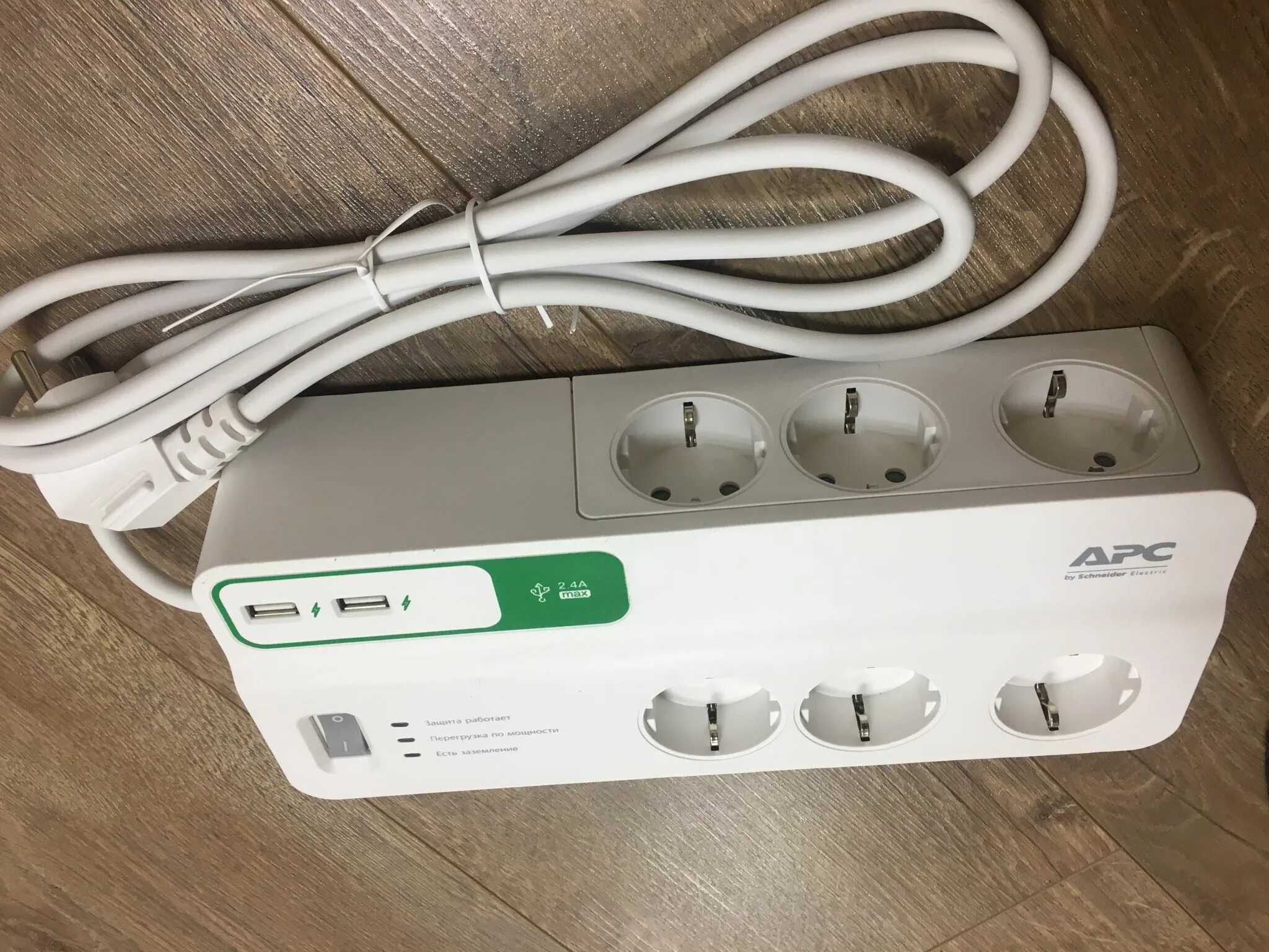 Сетевой фильтр apc essential surgearrest. Apc essential surgearrest pm6-rs. apc pm6u-rs. сетевой фильтр apc pm6-rs.