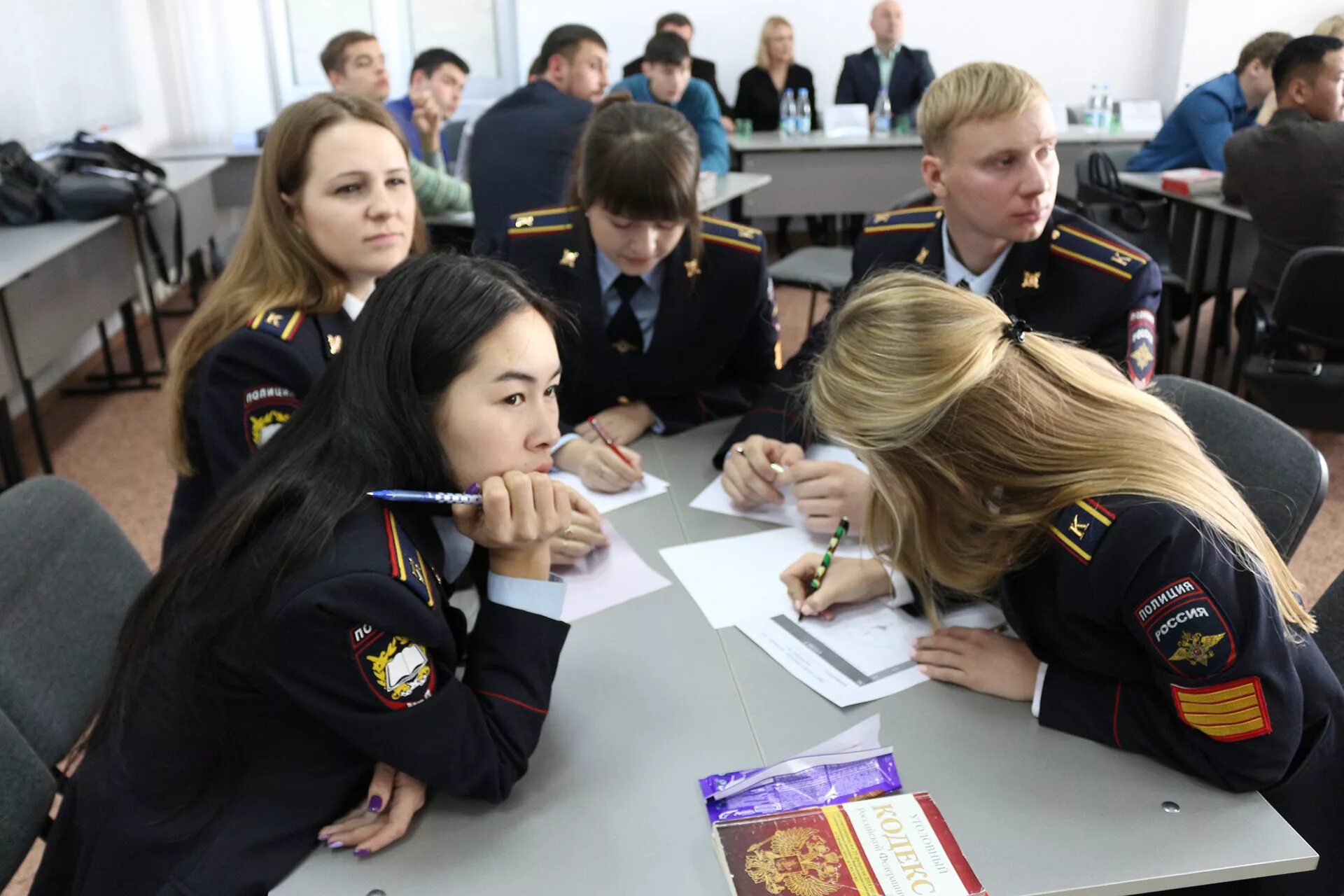 Специальности после правоохранительной деятельности. БЮИ МВД 2022. Восточно-Сибирский институт МВД России. Правоохранительная деятельность. МВД правоохранительная деятельность.