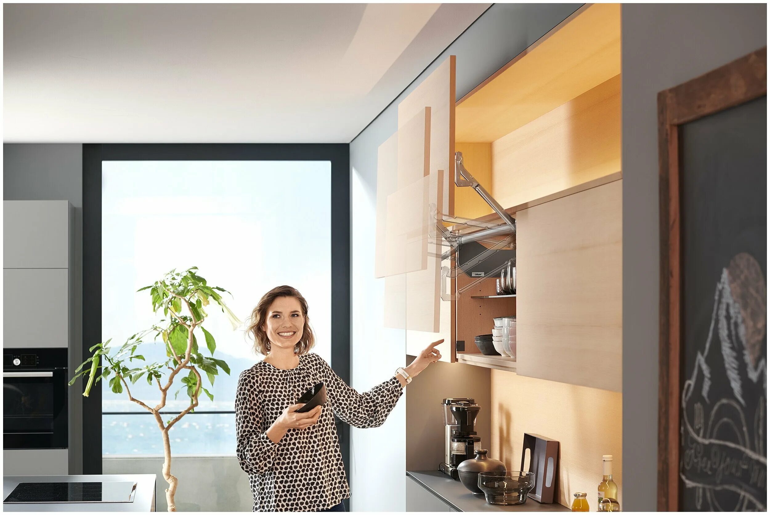 вертикальный подъемник blum aventos. авентос блюм. подъемный механизм blum aventos hk. авентос блюм. Blum aventos hk-xs 11.