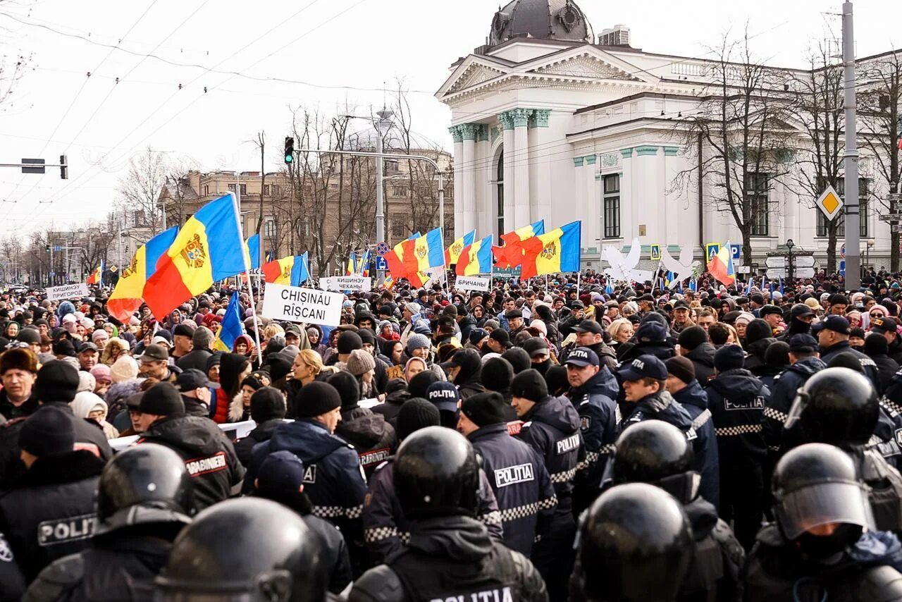 Протесты в Молдове 2023. Митинги в Молдавии. Митинг Украина. Протесты в России и Украине. Обстановка в молдавии