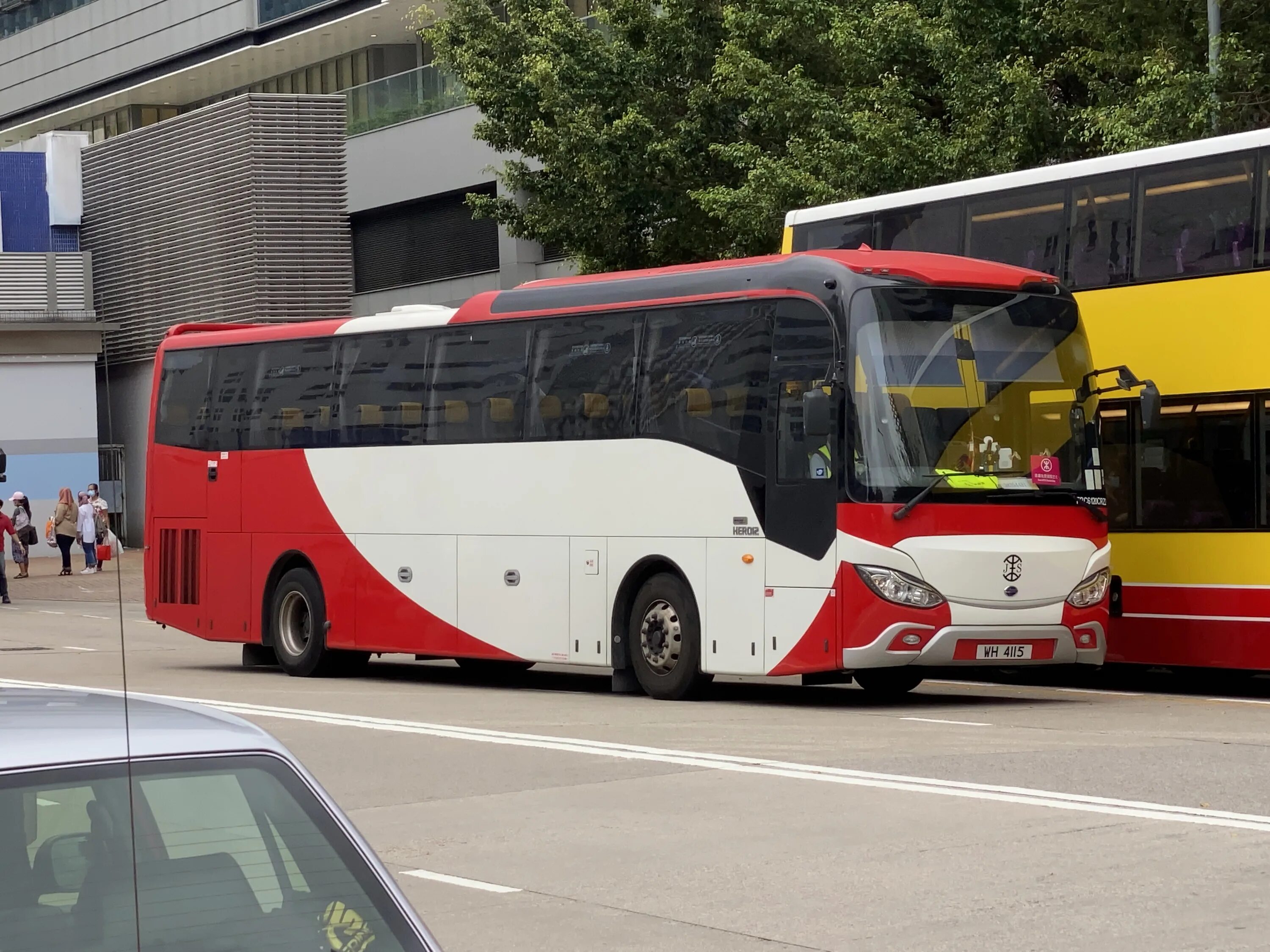 Baltic Shuttle автобусы. E91 автобус. Автобус шаттл Омск. Wuhan Bus wh670if. 145 э автобус