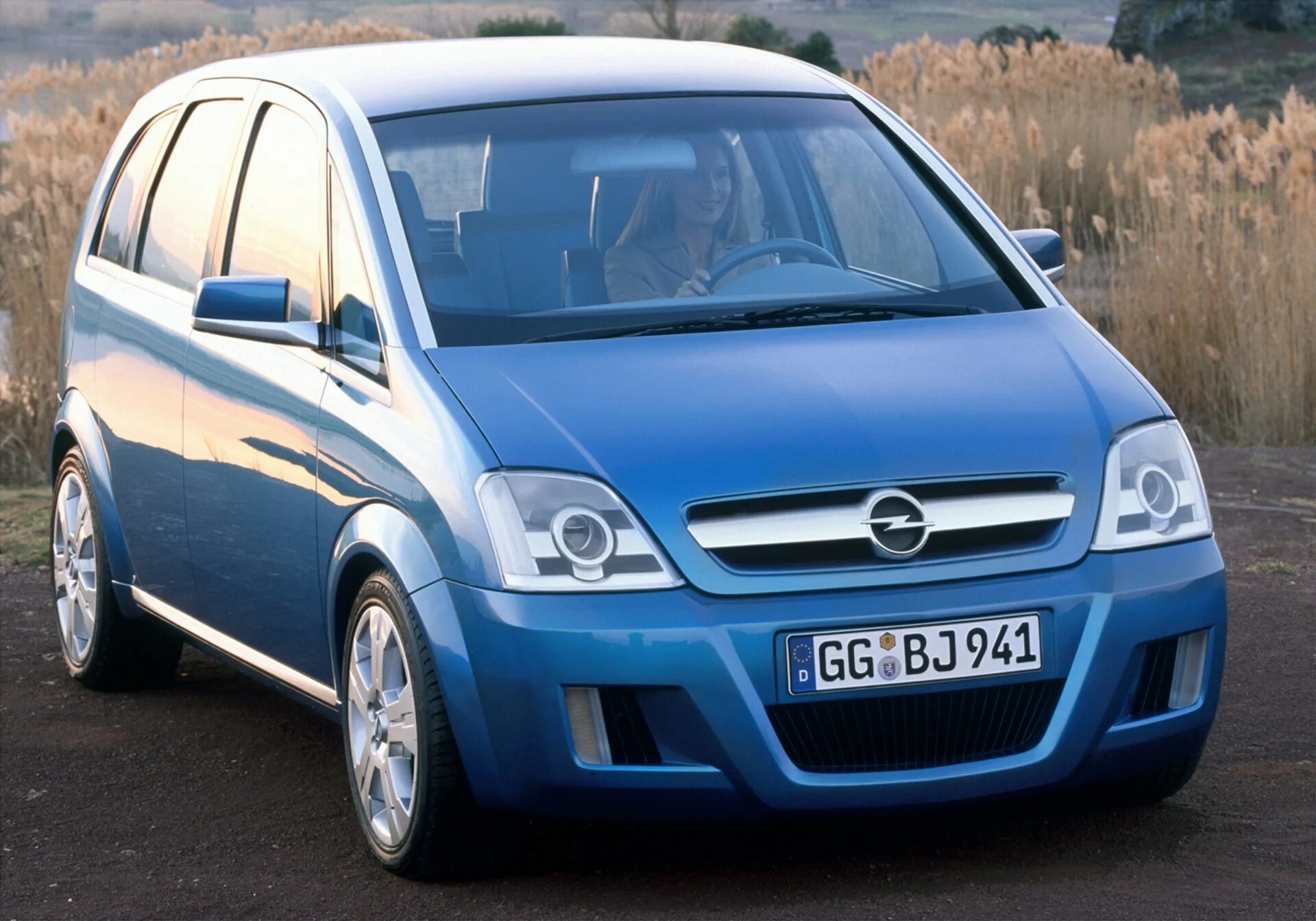 Opel Meriva Concept. Опель Мерива 2002. Машина Opel Opel. Opel машина Opel Opel.