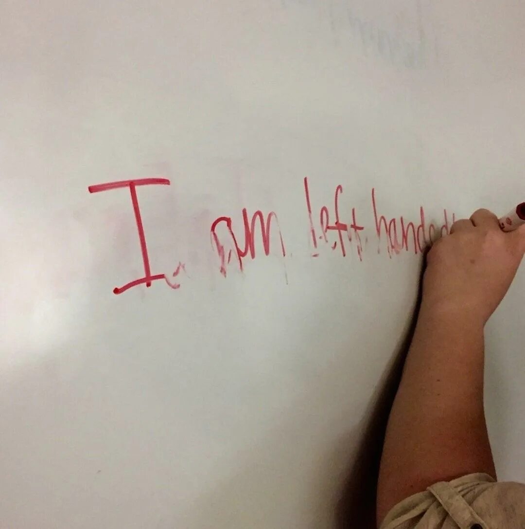 Being left. Left hand бренд. Left hand рум. R/mildlyinfuriating. Left handed person.