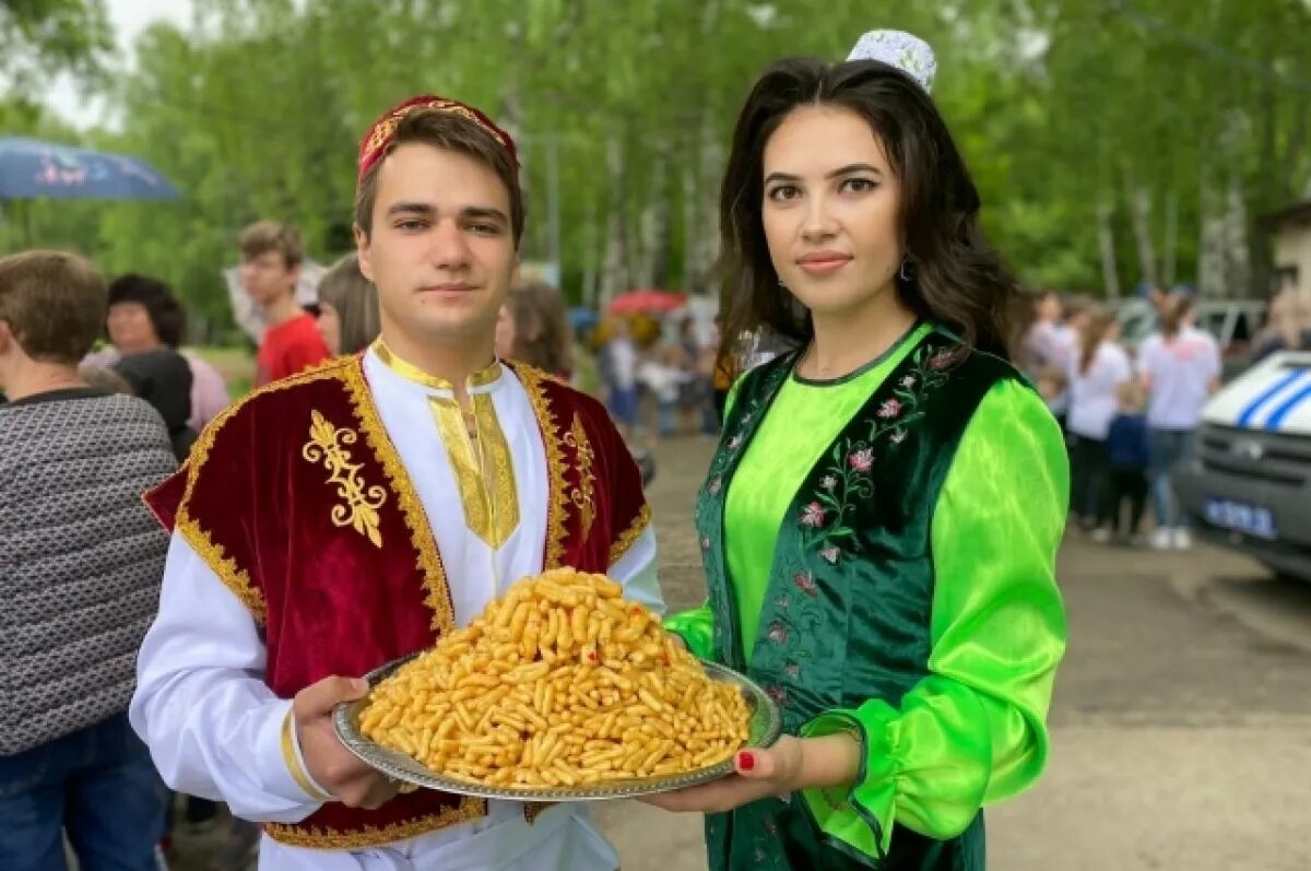 Какой сейчас праздник у татар. Сабантуй 2025 ульяновск. национальный праздник татар сабантуй. федеральный сабантуй 2025 ульяновск. татарстан праздник сабантуй.