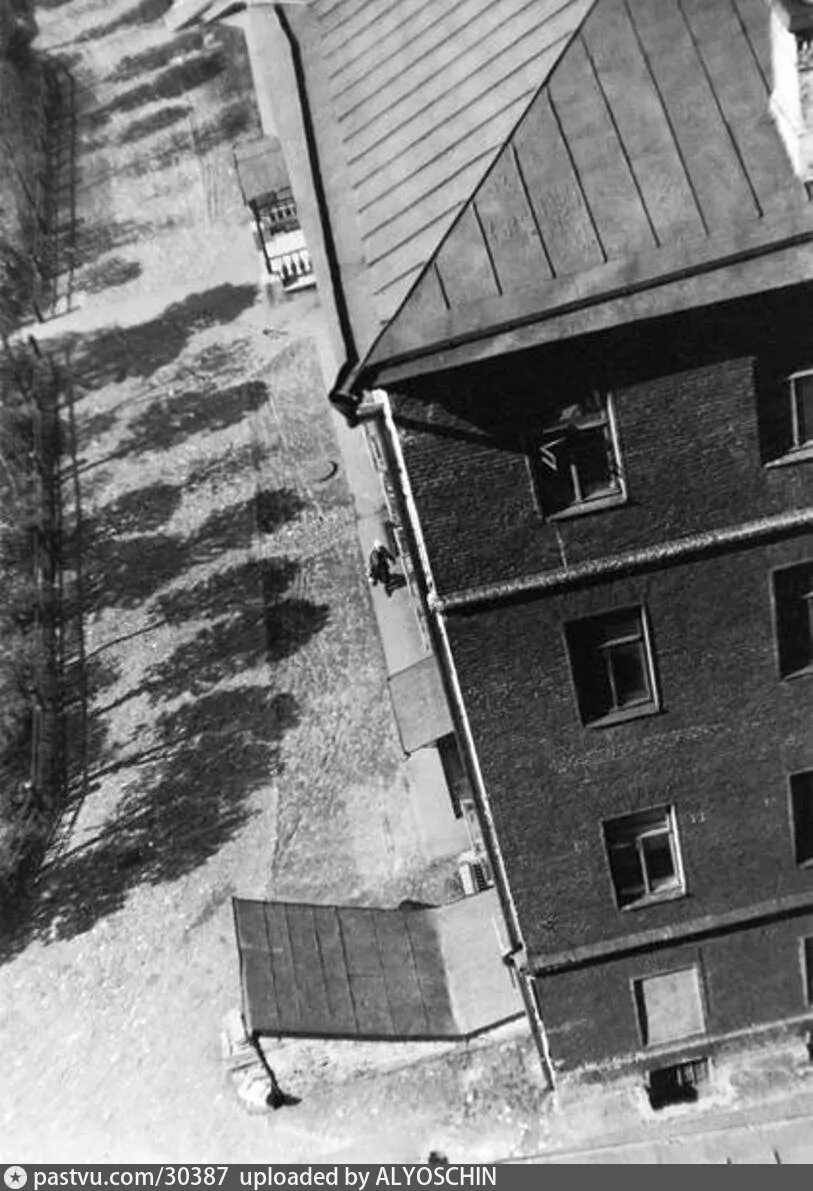 Родченко дом на мясницкой улице. Жолтовский гэс 1. Родченко конструктивизм интерьеры. Ул родченко 2. М.