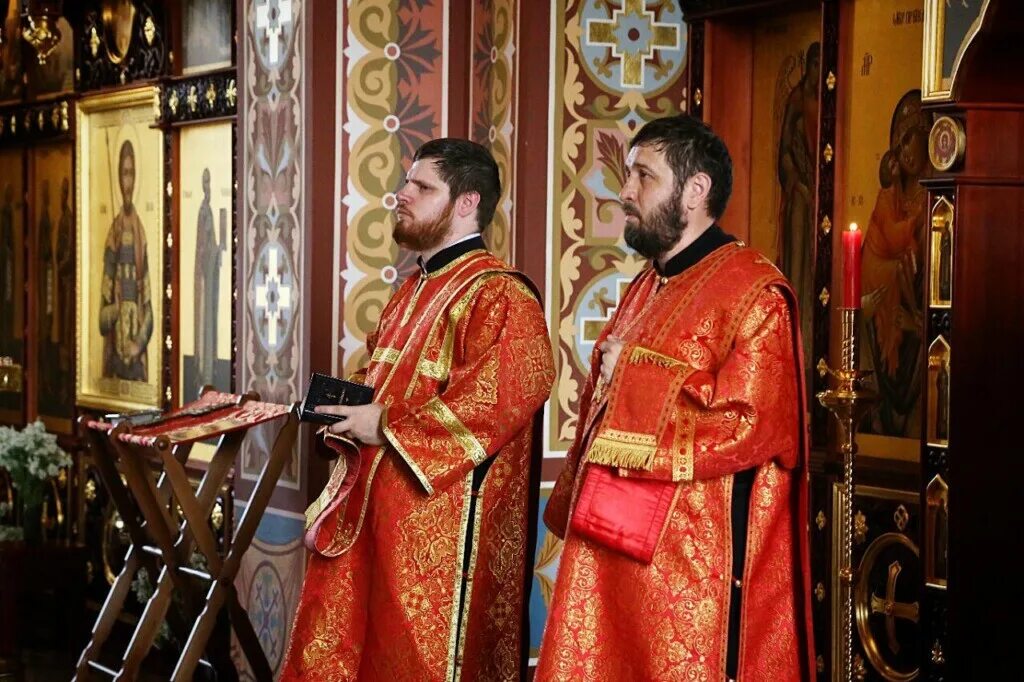 Parish церковный приход. храм прихода воскресения христова, кемерово. бурятия достопримечательности для презентации. приходская община. храм богослужение русь 19 век.