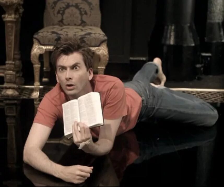 Гамлет врач. Пастернак гамлет стих доктор живаго. Гамлет врач. Анализ стихотворения пастернака свидание живаго. Гамлет стихотворение.