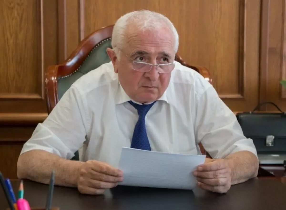 Ибрагимов р д. Министр туризма дагестана ибрагимов. Ибрагимов ибрагим магомедович. Ибрагимов р д. Министр природных ресурсов республики дагестан ибрагимов.