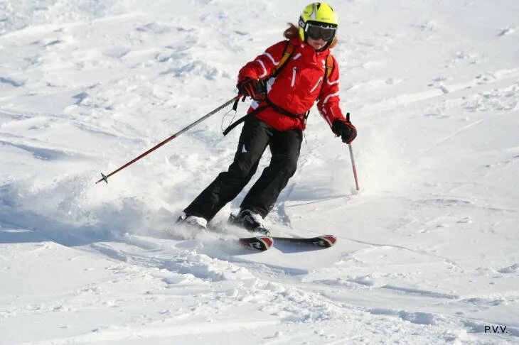Кировск спорт. Горные лыжи Кировск Мурманская область. Горнолыжный спорт Кировск Мурманская область. Апатиты горные лыжи. Кировск горные лыжи.