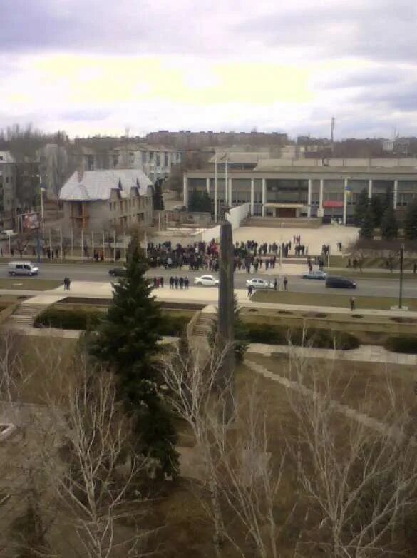 Видео донецкая обл. Славянск донецкая область. Дом пятиэтажка. Город славянск донецкая область. Видео донецкая обл.