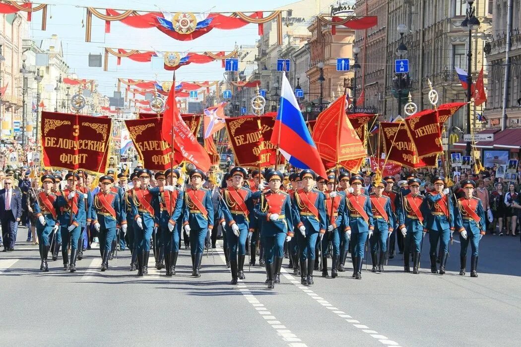 Парад 9 мая в Санкт-Петербурге. Парад 9 мая СПБ. День Победы парад. Празднование дня Победы.