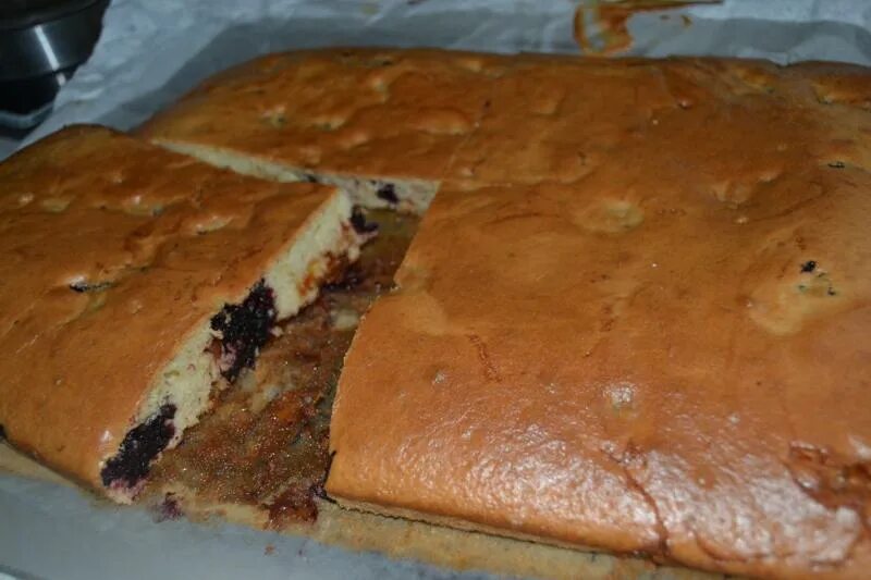Пирог "Из ничего" - и правда не только простой, но и вкусный. Ингредиенты: Пшени
