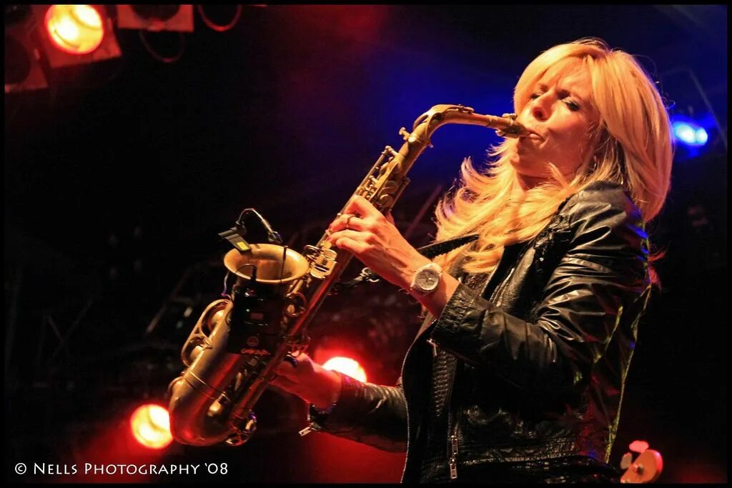 Candy dulfer саксофон и гитара. Кэнди далфер. музыкант кэнди далфер. кэнди далфер саксофон. кэнди далфер фото.