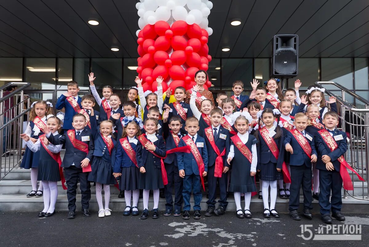 Военторг владикавказ. Военторг владикавказ. Военторг владикавказ. Магазин школьной одежды. Футбольная форма фк алания.