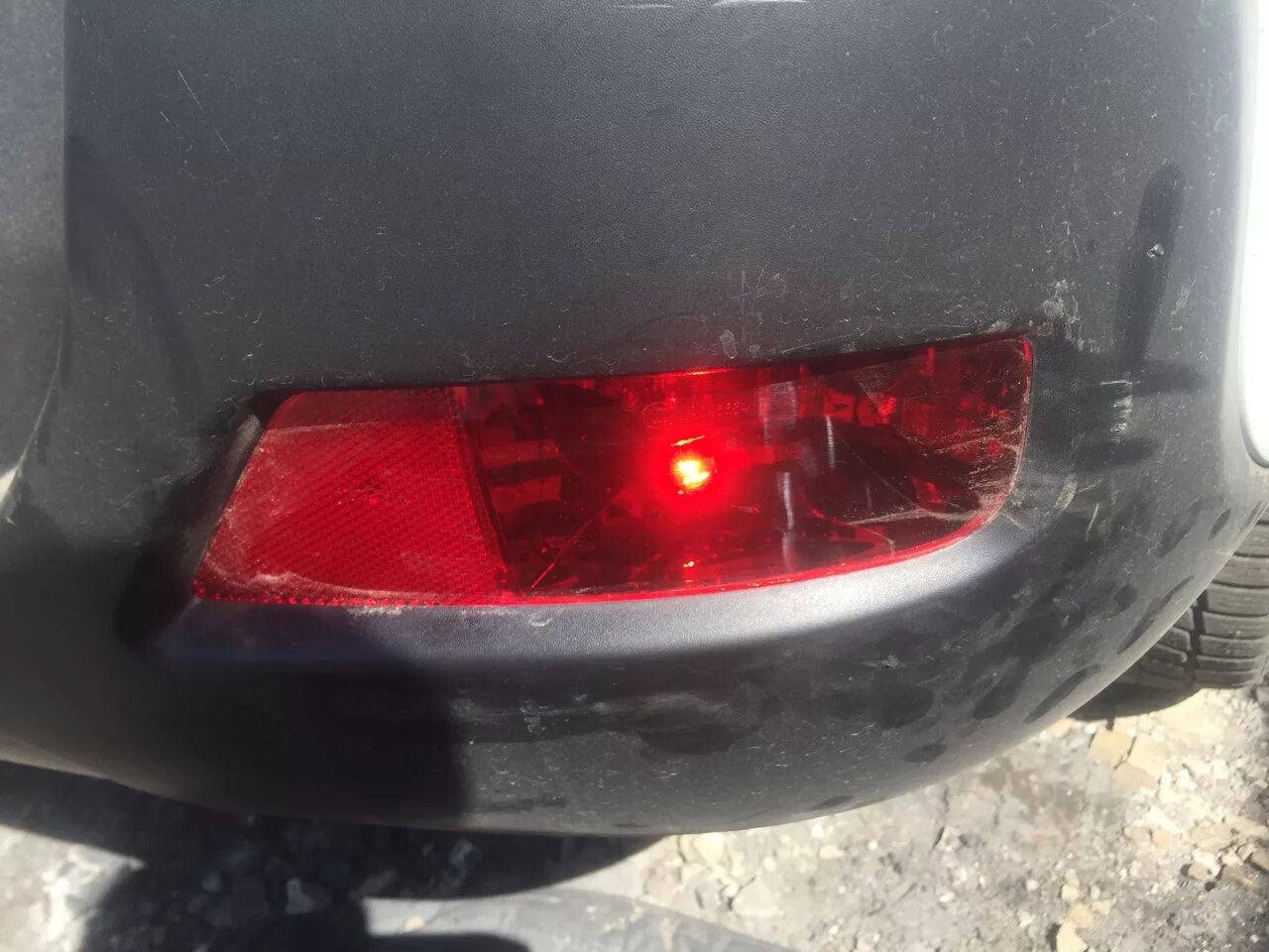 Замена заднего ПТФ - Peugeot 3008 (1G), 1,6 л, 2012 года своими руками DRIVE2