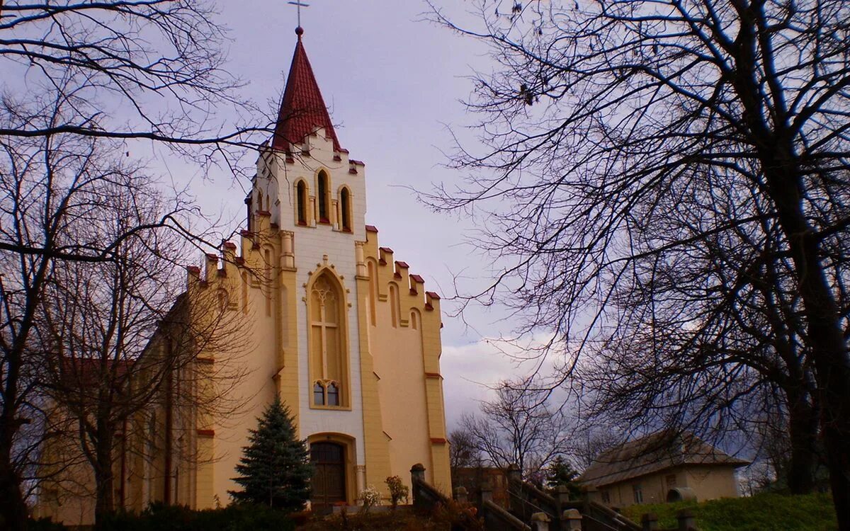 Калуш. Город калуш ивано-франковская область. калуш украина. &quot;парафиальный костел&quot; &quot;ивано-франковск&quot;.