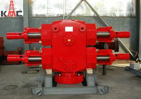 Превентор двухплашечный гидравлический 2fz 18-35. Double ram. Превентор shaffer. Превентор двухплашечный гидравлический 2fz 18-35. Плашки превентора shaffer.