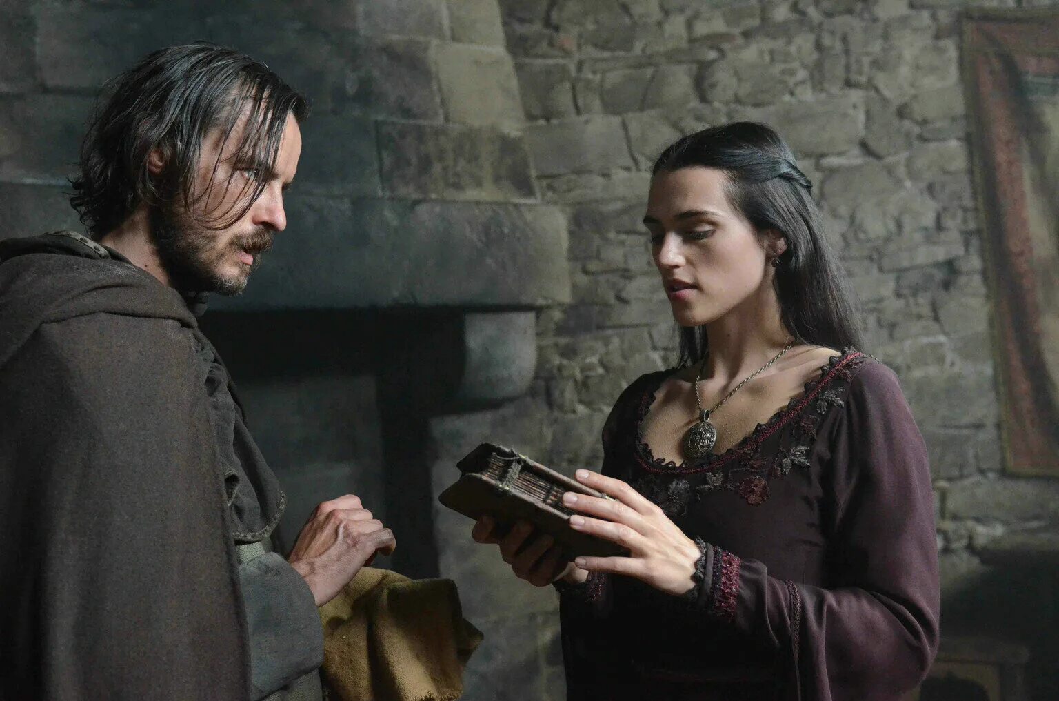 Лабиринт 2012. Лабиринт 2012. Раймунд ii транкавель. Лабиринт 2012 кэти макграт. Кэти макграт 2012.