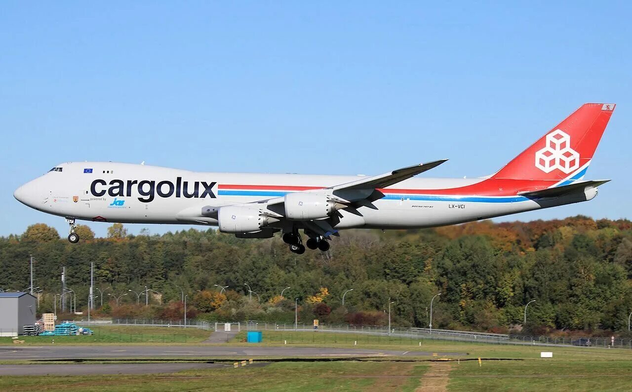 Эйр чартер. Боинг 747 Cargolux. Б747-8 Cargolux. Cargolux b747 800. Самолет Боинг 747-8 Cargolux.