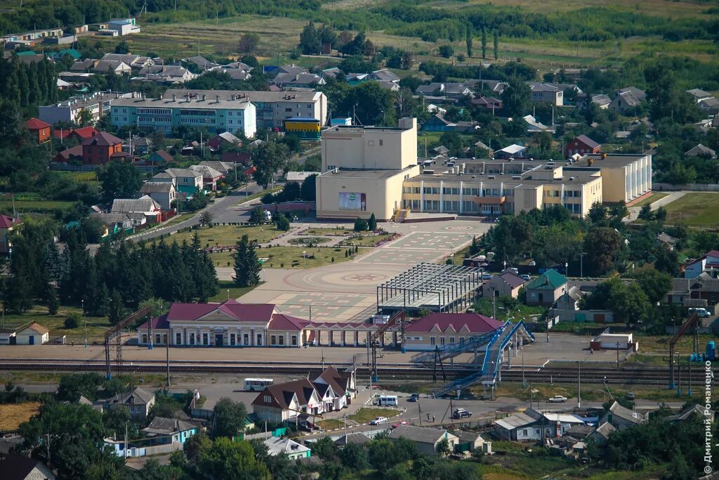 Прохоровка белгородская погода на неделю. Дворец культуры Прохоровка Белгородской. Поселок Алексеевка Белгородская область. Прохоровка поселок центр. Деревня Алексеевка Белгородской области.