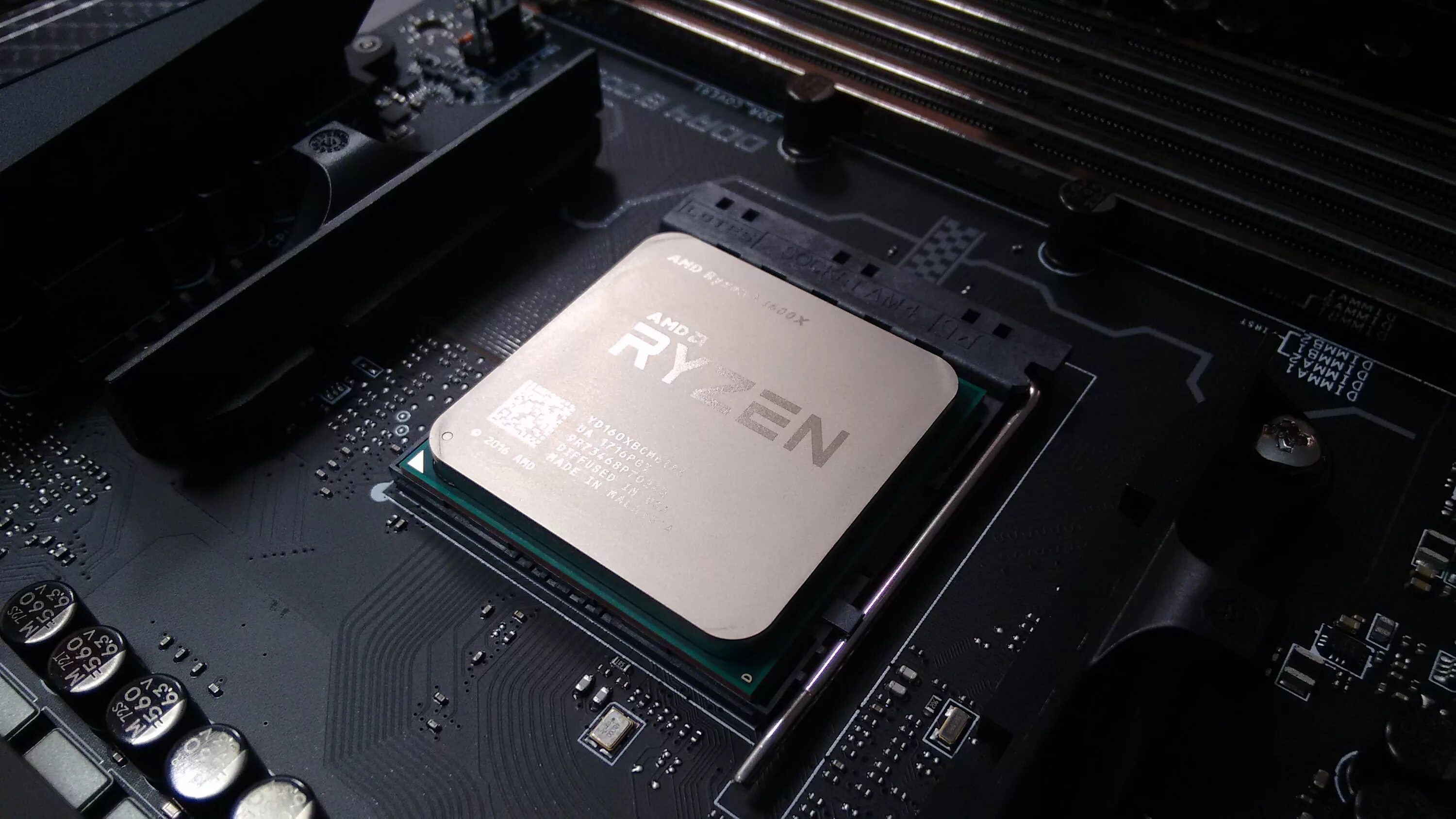 Amd radeon r5 процессоры. AMD r5 1600x. Ryzen 3 4100. Процессор AMD Ryzen 3 4100 OEM. Ryzen 5 3600.
