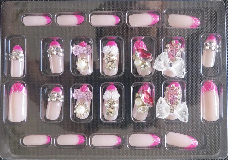 Fashion 600pcs Sharp End Full Cover Oval Stiletto False Nails Tips Nail Art Salo